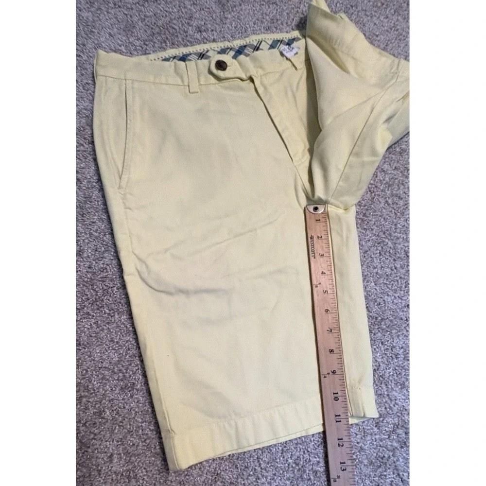 Brooks Brothers Bermuda Shorts Chino Flat‎ Front Mens W 33 Yellow Casual Cotton